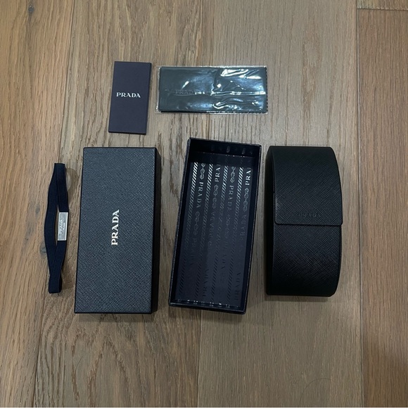 [authentic] Prada Sunglasses - Picture 10 of 15